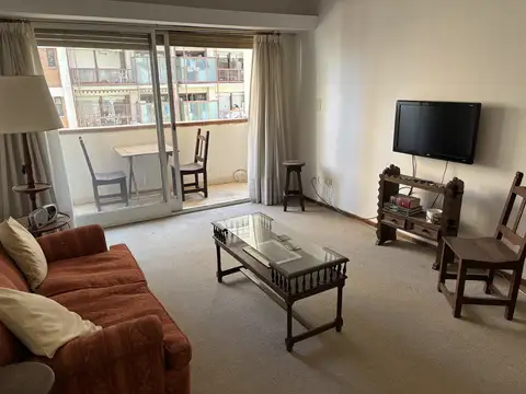 Arenales 1000, Piso 5