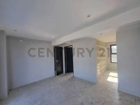 VENTA 4 AMBIENTES EN VENADO I A ESTRENAR CON PILETA Y COCHERA