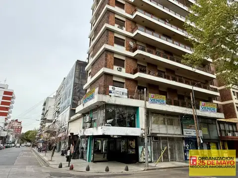 Dpto. apto profesional frente a Plaza San Martin