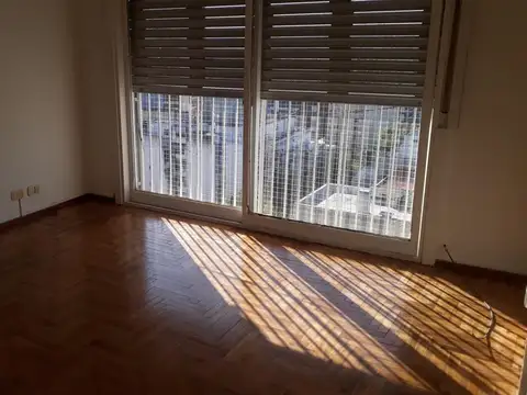 Barzana 2100, Piso 15°