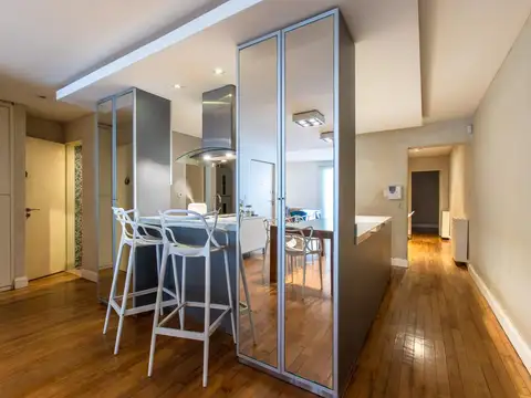 Departamento en Venta con 2 cocheras