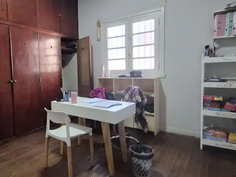 Casa en Alquiler en Villa Raffo, $ 1.200.000