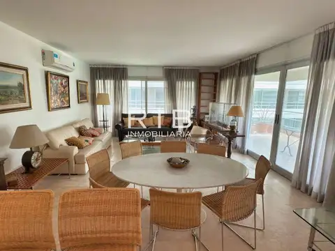 Departamento en Venta en Bouquet, USD 570.000