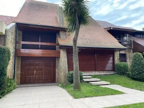 VENTA CASA 4 AMBIENTES JARDIN P. LURO + DTO 2 AMB