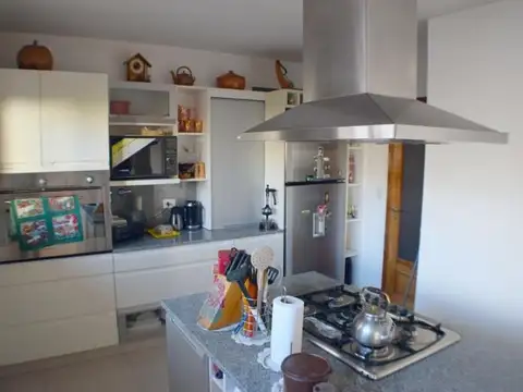 Casa en Venta en Villa Luzuriaga, USD 480.000