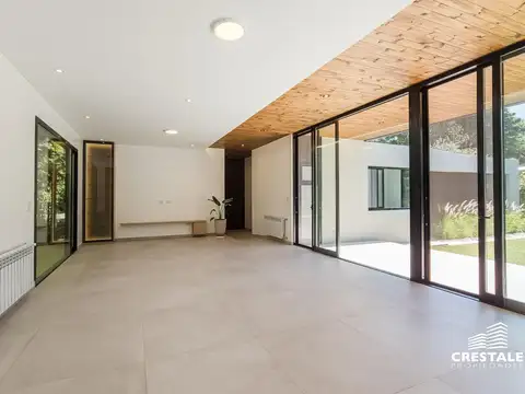 Casa en Venta al Oeste