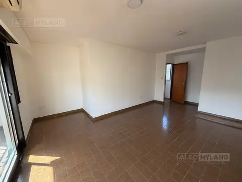Casa PH en alquiler, en Martínez-Santa Fe/Fleming