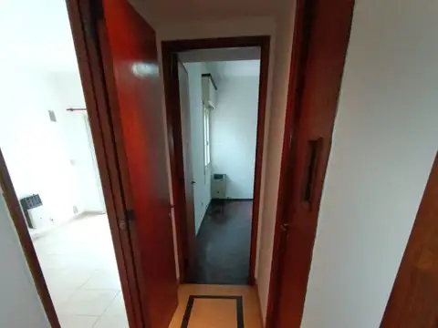 HERMOSA CASA DOS DORMITORIOS CON PATIO