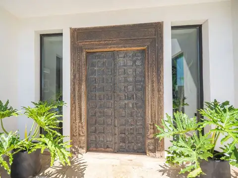 Venta Casa 4 ambientes San Sebastián diseño único