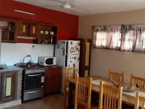 Casa en Alquiler Temporal con 1 cochera
