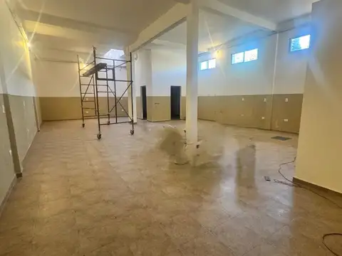 Local en Alquiler en Haedo, $ 2.300.000