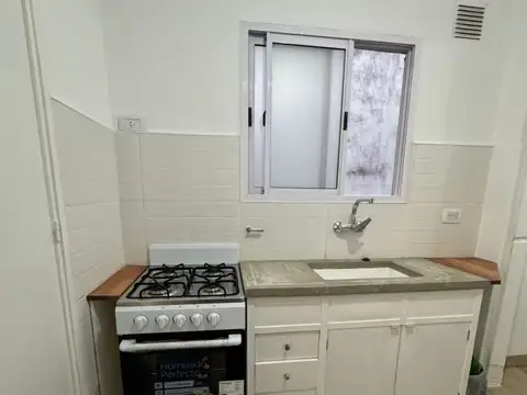 VENTA 3 AMBIENTES LUMINOSO AL FRENTE, CABALLITO