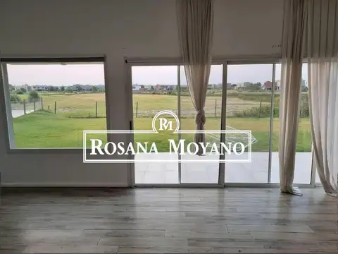 Venta - Casa - Vista Al Golf - Pileta - 2 Plantas - El Canton - Barrio