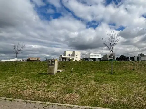 VENTA TERRENO VILLALOBOS INTERNO 1037 M2