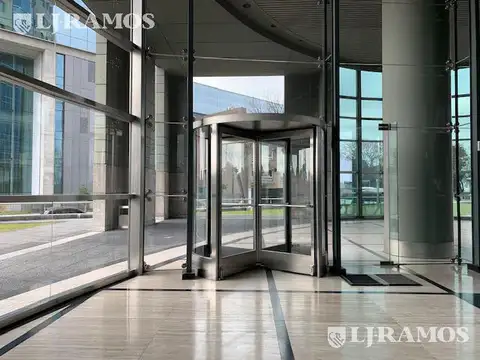 Alquiler de oficina de 399 m2 en Saavedra