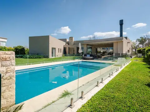 VENTA CASA 4 AMB EN TERRAVISTA GRAL. RODRIGUEZ