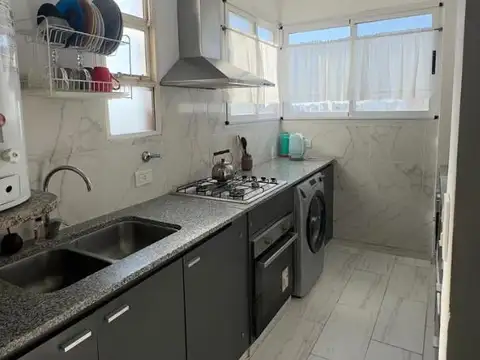 44 E/ 26 Y 27 , Piso 9