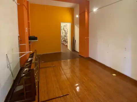 Local en Venta en Chacarita, USD 125.000