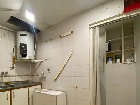 Local en Venta en Chacarita, USD 125.000