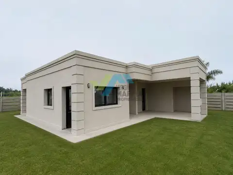 Casa 4 ambientes con 4 baños
