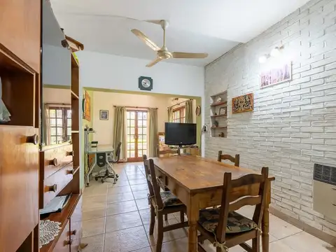 VENTA CASA  FISHERTON