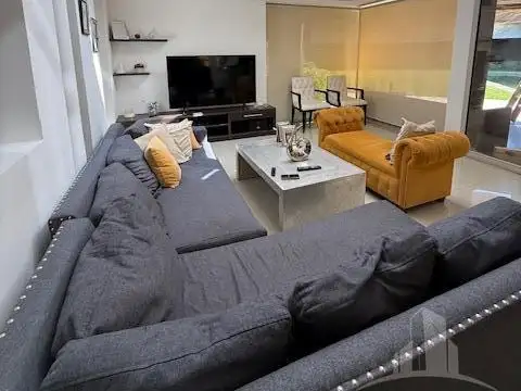 Casa 5 ambientes con piscina en alquiler - Fincas de Iraola 2