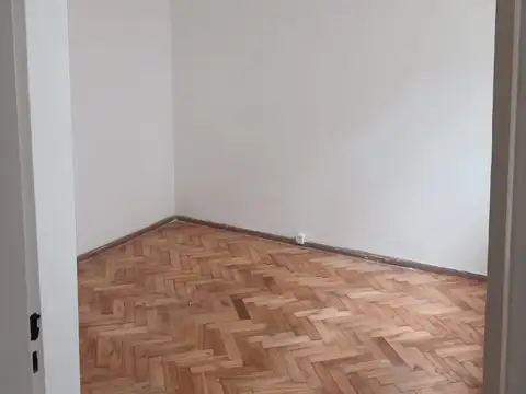 Avenida Teniente General Donato Álvarez 1500, Piso 3