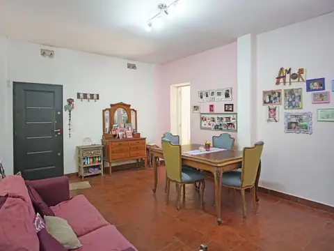 Depto Tipo Casa en Venta de 4 ambientes