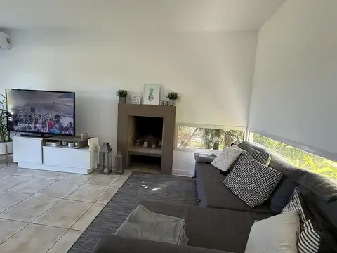 Casa en Alquiler de 3 dormitorios