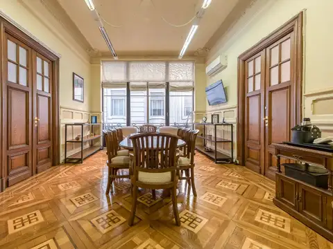 Oficina en Venta en Monserrat, CABA