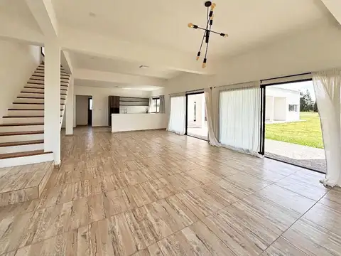 Casa en Venta en Medal Country club, USD 295.000