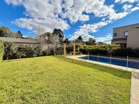 Casa en Venta en Benavidez, USD 260.000