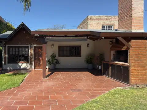 Casa en Venta en Belén de Escobar, USD 165.000