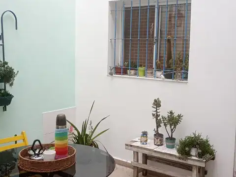 Depto Tipo Casa en Venta de 4 ambientes