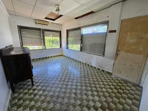 VENTA PH 3 AMB A REFACCIONAR EN VALENTIN ALSINA