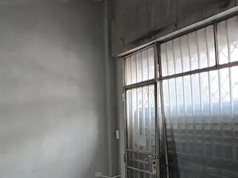 Local en Alquiler 45 años