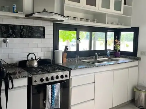 Casa 3 ambientes con 3 baños