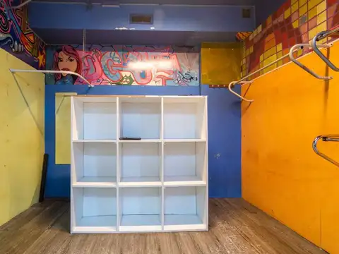Local en Venta 54 años