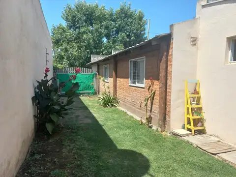 Casa céntrica en venta, General Las Heras