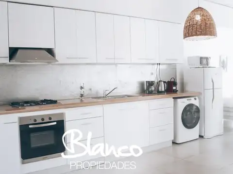 Departamento en Alquiler en Montecarlo, USD 1.200