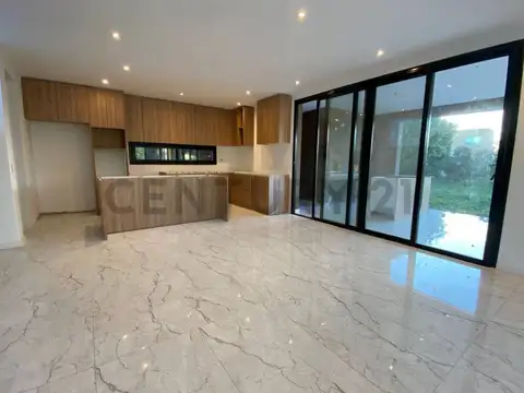 CASA MINIMALISTA EN SANTA GUADALUPE FINANCIACION
