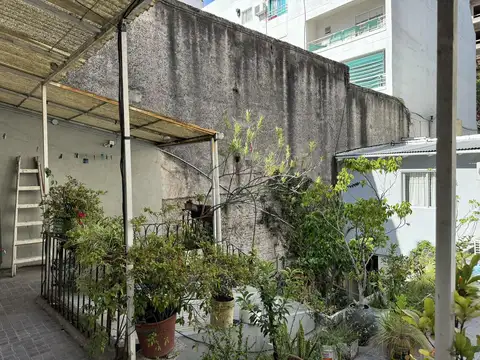 Depto Tipo Casa en Alquiler al Este