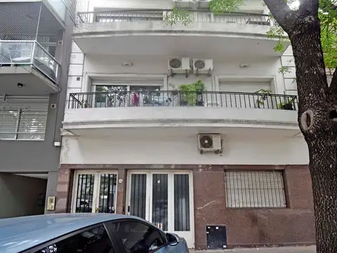 Depto Tipo Casa en Venta en Villa del Parque, USD 154.900