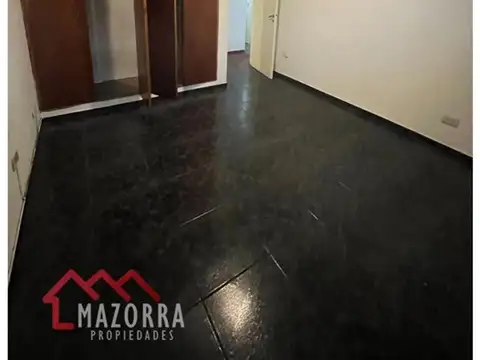 Depto Tipo Casa en Alquiler en Caseros, $ 690.000