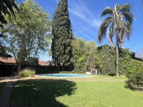 Casa en Alquiler de 4 dormitorios