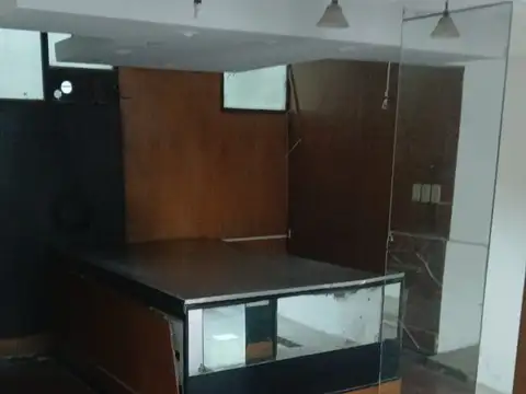 Local en Alquiler en La Plata, $ 390.000