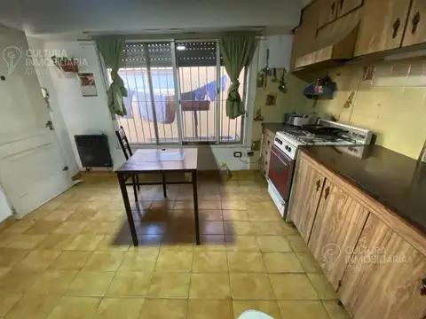 Casa en Venta en Castelar Sur, USD 150.000