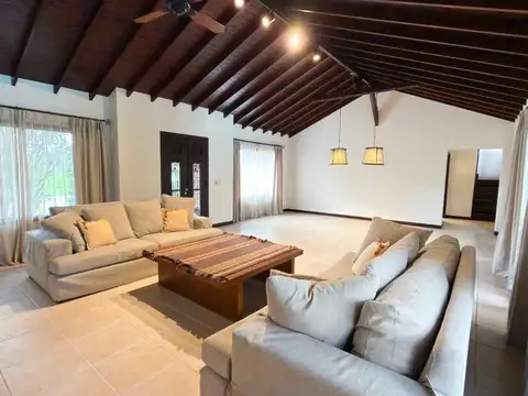 Casa en Venta al Noreste