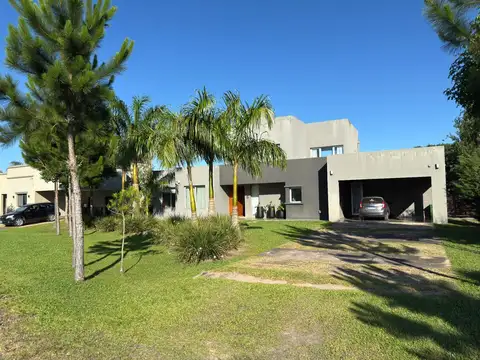 Chalet tipo dúplex en alquiler