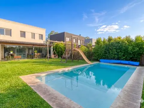 Casa en Venta en Vila Marina, USD 330.000